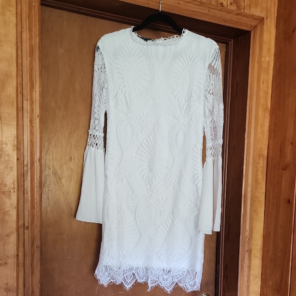 Elegant White Lace Dress